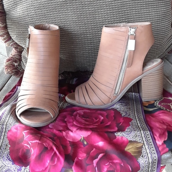 Sam Edelman Shoes - SALE!! Sam Edelman Circus Kesler